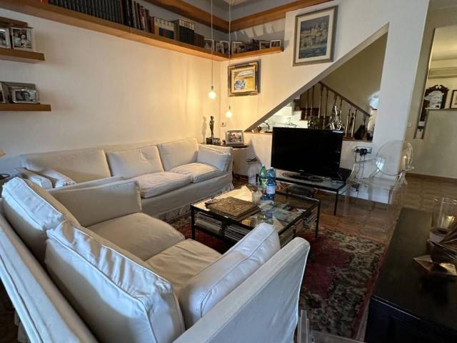 Villa Schiera in vendita a Madonnetta, Roma Capitale