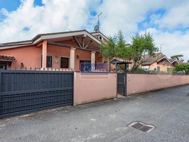 Villa Indipendente in vendita a Municipio Roma X, Roma Capitale