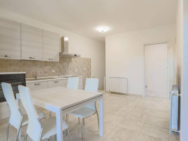 Villa Schiera in vendita a Axa, Roma Capitale
