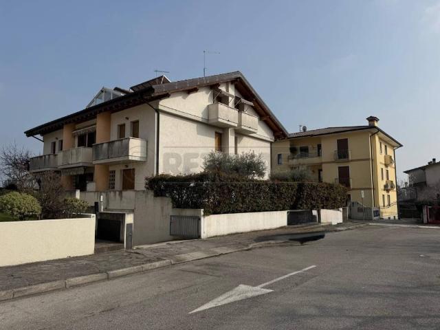 Villa Schiera in vendita a San Giacomo, Romano d'Ezzelino