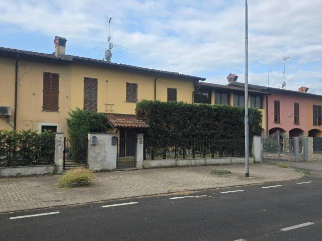Villa Schiera in vendita a Roncaro, Lombardia