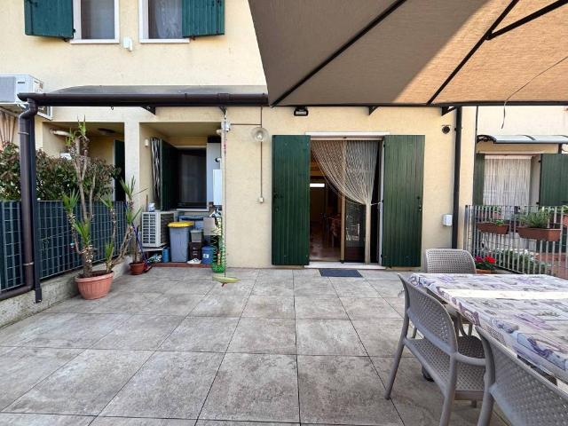 Villa Schiera in vendita a Ronco All'adige, Veneto