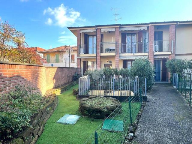 Villa Schiera in vendita a Ronco Briantino, Lombardia