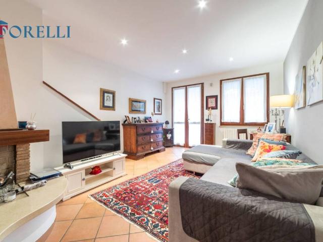 Villa Schiera in vendita a Gualdo, Roncofreddo