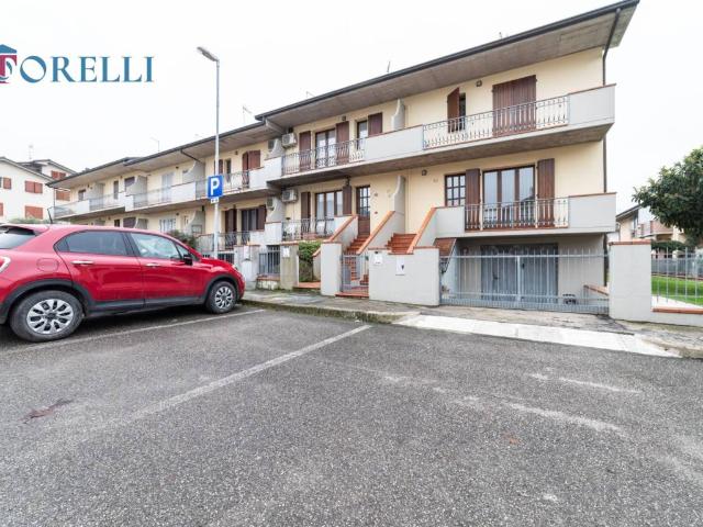 Villa Schiera in vendita a Gualdo, Roncofreddo