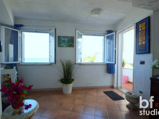 Villa Schiera in vendita a Rosignano Marittimo, Toscana