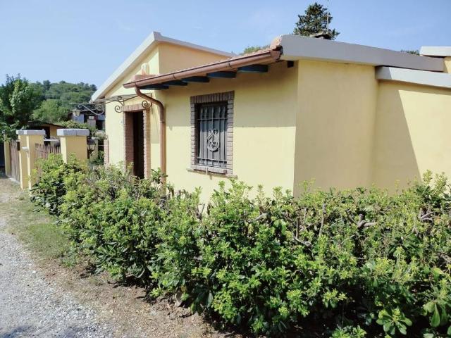 Villa Schiera in vendita a Maccetti, Rosignano Marittimo