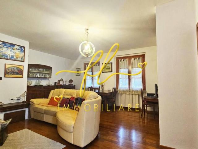 Villa Schiera in vendita a Rosignano Marittimo, Toscana
