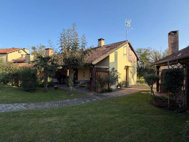 Villa Schiera in vendita a Porto Viro, Veneto