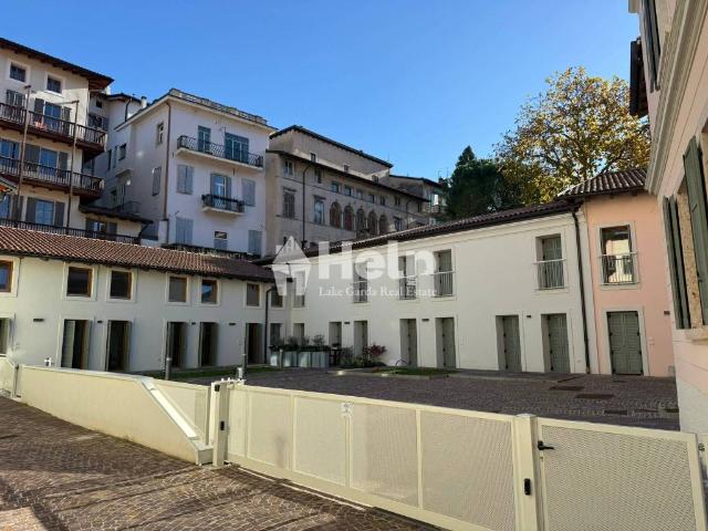 Villa Schiera in vendita a Comunità della Vallagarina, Borgo Sacco