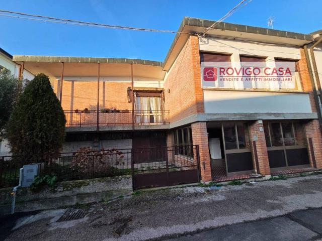 Villa Schiera in vendita a Rovigo, Veneto