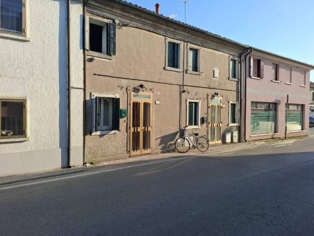 Villa Schiera in vendita a Rovigo, Veneto