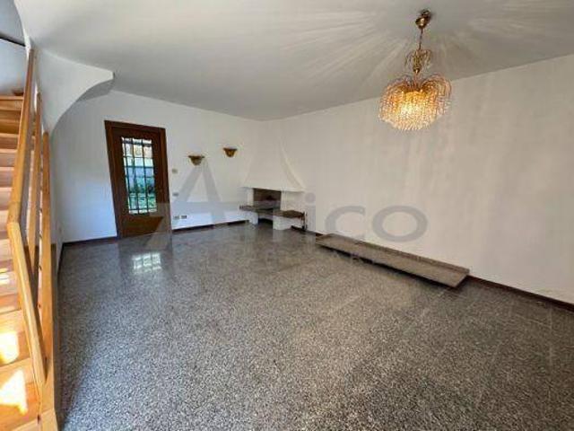 Villa Schiera in vendita a Commenda Est, Rovigo