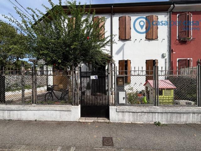Villa Schiera in vendita a Rovigo, Veneto