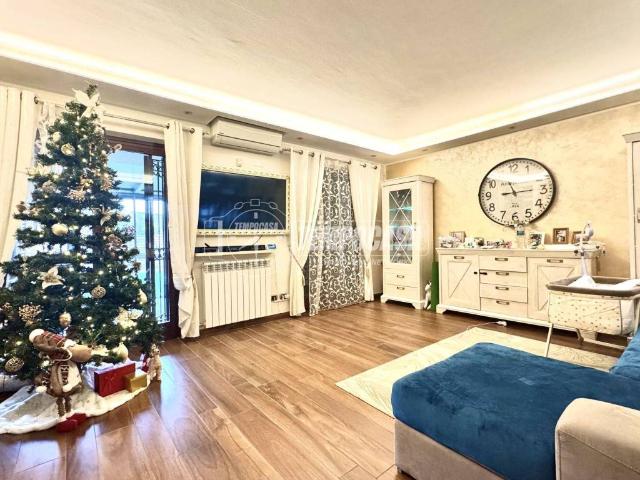 Villa Schiera in vendita a Rozzano, Lombardia