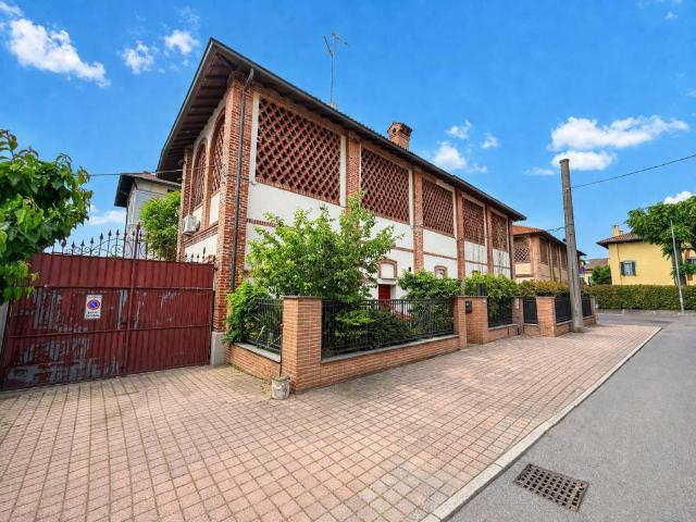 Villa Schiera in vendita a Cassino Scanasio, Rozzano