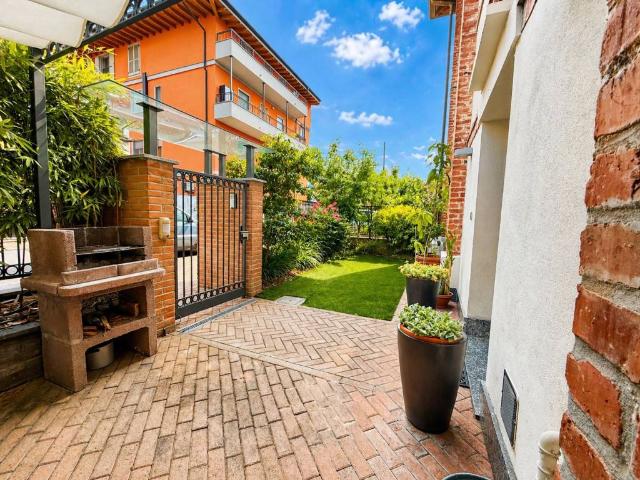 Villa Schiera in vendita a Cassino Scanasio, Rozzano