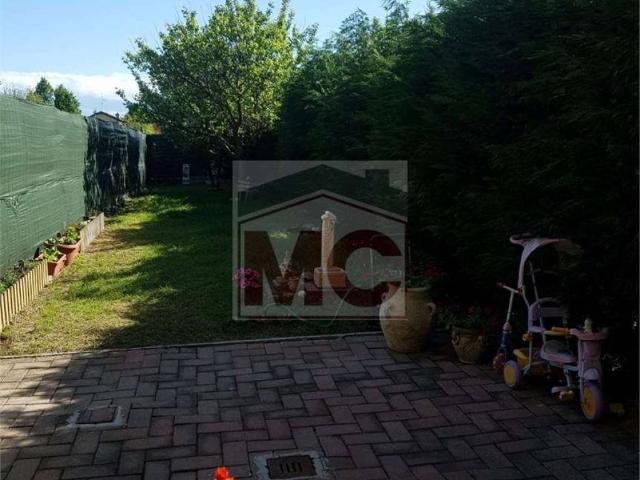 Villa Schiera in vendita a Tresinaro - Secchia, Re