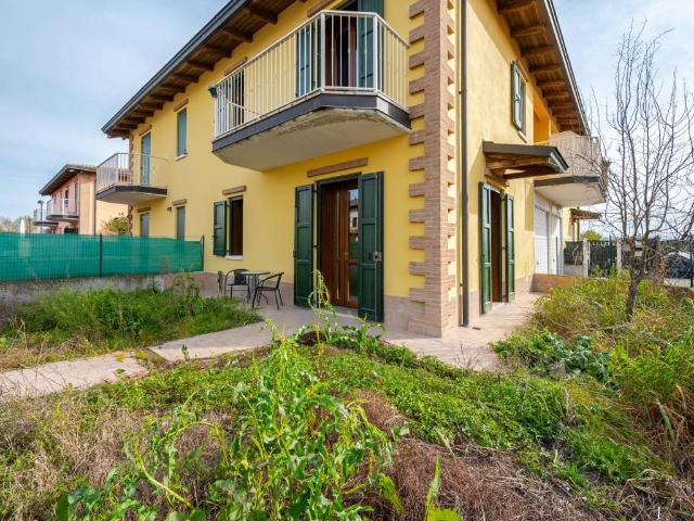 Villa Schiera in vendita a Tresinaro - Secchia, Re