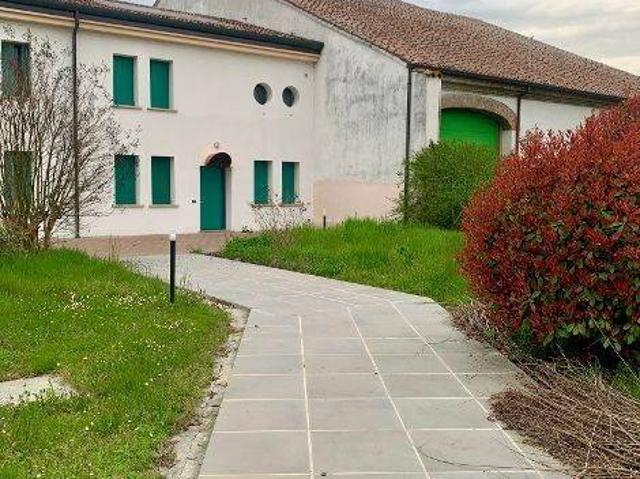 Villa Schiera in vendita a Sabbioneta, Lombardia