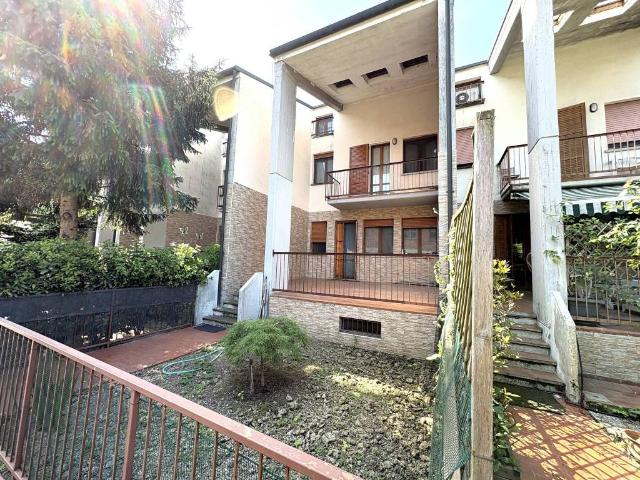 Villa Schiera in vendita a Sala Baganza, Reggio Emilia