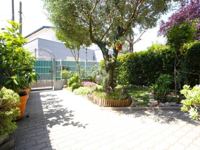 Villa Schiera in vendita a Unione Terre d'Acqua, Sala Bolognese