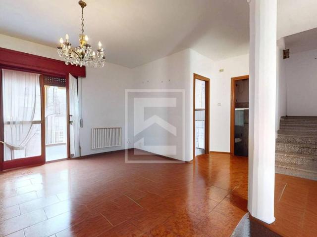 Villa Schiera in vendita a Comunità Montana Parco Alto Garda bresciano, Salò