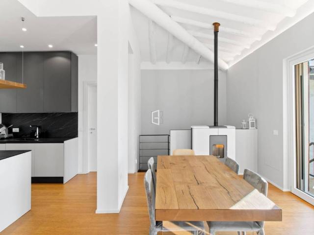 Villa Schiera in vendita a Comunità Montana Parco Alto Garda bresciano, Salò