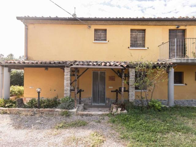 Villa Schiera in vendita a Monte del Prete Basso, Saludecio
