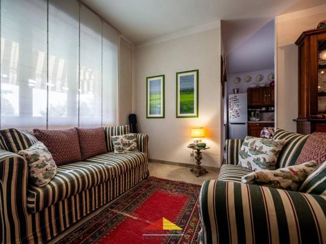 Villa Schiera in vendita a Stella, Piemonte
