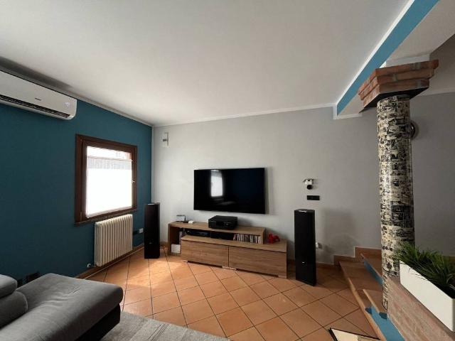 Villa Schiera in vendita a San Benedetto Po, Mantova