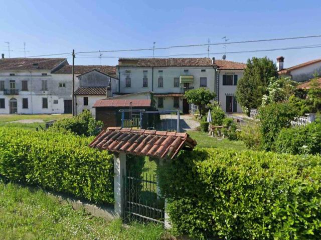 Villa Schiera in vendita a San Benedetto Po, Lombardia