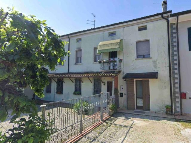 Villa Schiera in vendita a San Benedetto Po, Lombardia