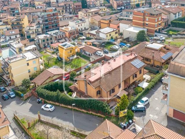 Villa Schiera in vendita a Roma Capitale, Lazio
