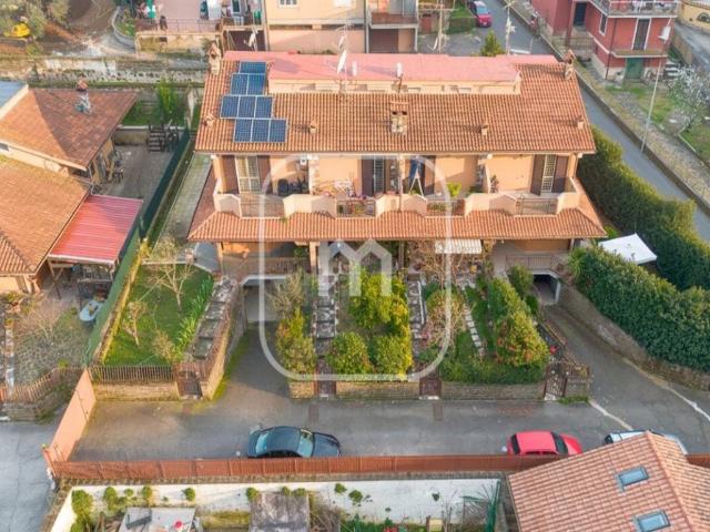 Villa Schiera in vendita a Roma Capitale, Lazio