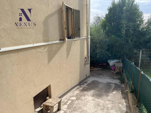 Villa Schiera in vendita a Solfanuccio, Marche