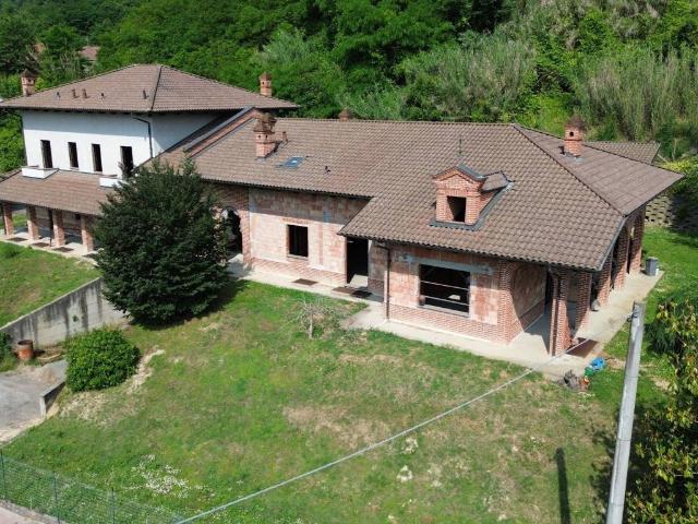 Villa Schiera in vendita a Piemonte, Asti