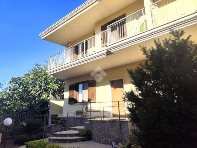 Villa Schiera in vendita a San Felice a Cancello