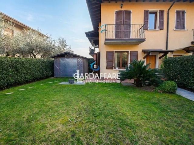 Villa Schiera in vendita a San Felice Del Benaco, Lombardia