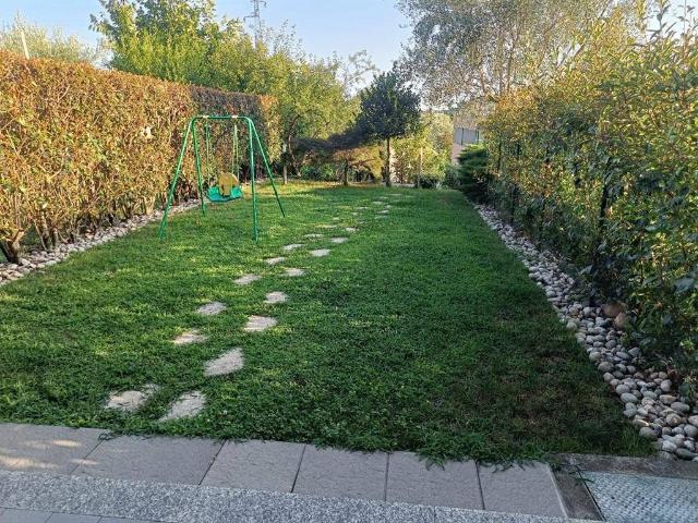 Villa Schiera in vendita a San Fermo Della Battaglia, Lombardia