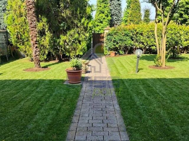 Villa Schiera in vendita a San Fiorano, Lombardia