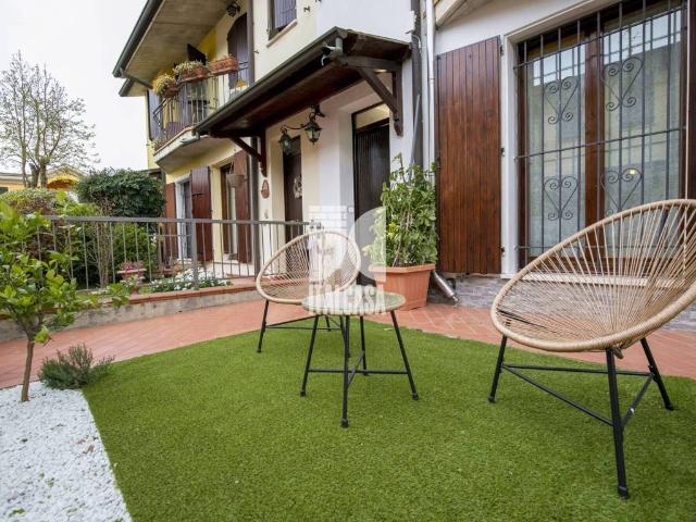 Villa Schiera in vendita a San Giorgio Bigarello, Mottella