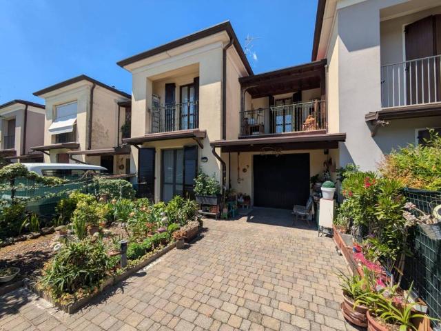 Villa Schiera in vendita a San Giorgio Bigarello, Mottella