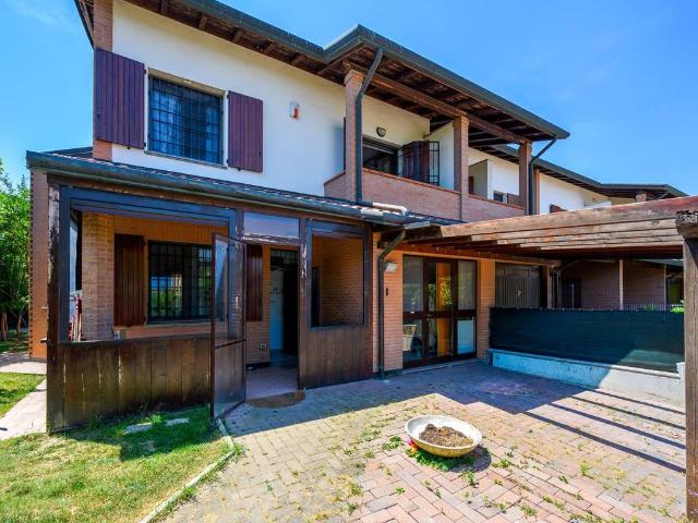 Villa Schiera in vendita a Unione Reno Galliera, San Giorgio Di Piano