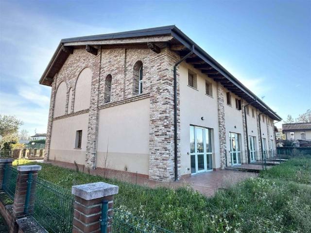 Villa Schiera in vendita a San Giorgio Piacentino, Reggio Emilia