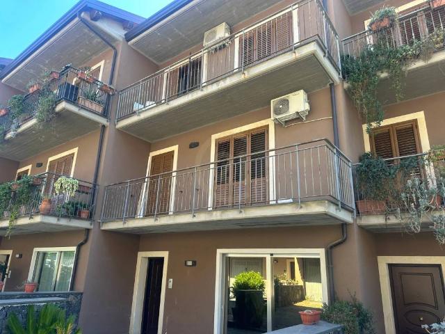 Villa Schiera in vendita a Trappeto, San Giovanni La Punta