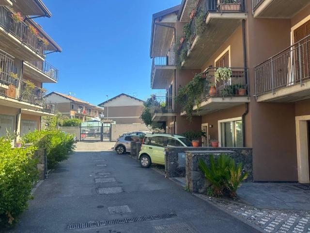 Villa Schiera in vendita a Trappeto, San Giovanni La Punta