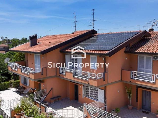 Villa Schiera in vendita a Trappeto, San Giovanni La Punta