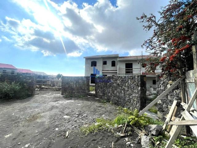 Villa Schiera in vendita a Trappeto, San Giovanni La Punta