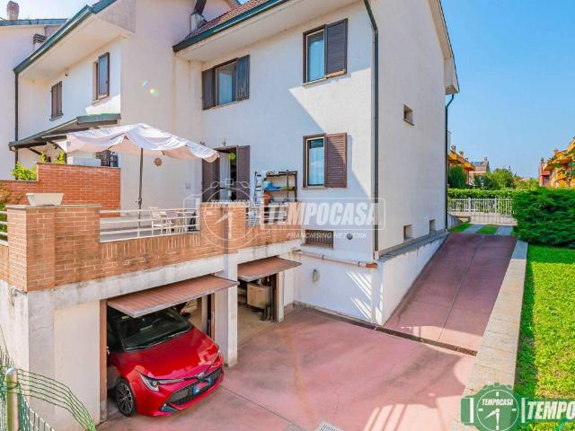 Villa Schiera in vendita a San Giuliano Milanese, Lombardia